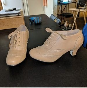 Tan Oxford Style Booties